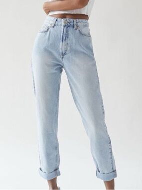 BDG High-Waisted Mom Jeans – Bleached Light Wash - Size 24